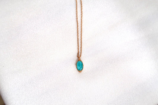 Natural White Crystal And Turquoise Necklace
